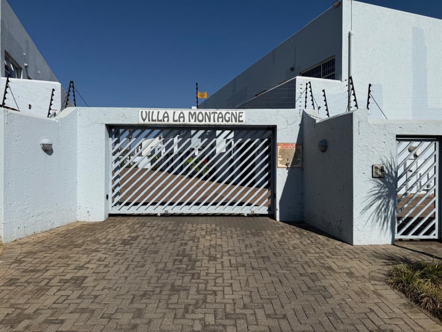 3 Bedroom Property for Sale in Brackenhurst Gauteng