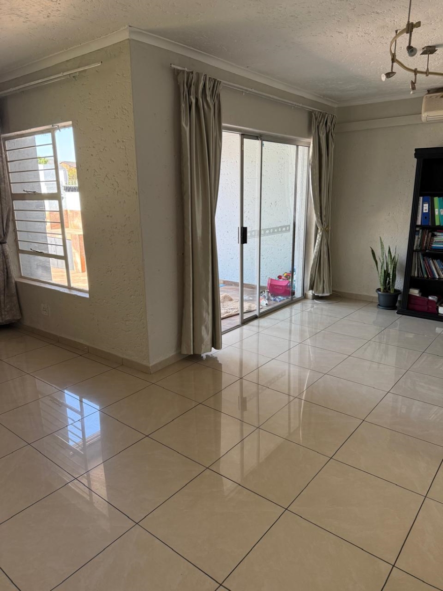 3 Bedroom Property for Sale in Brackenhurst Gauteng