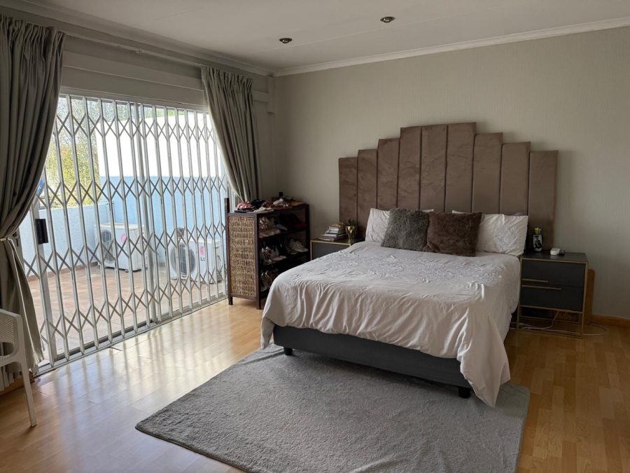 3 Bedroom Property for Sale in Brackenhurst Gauteng