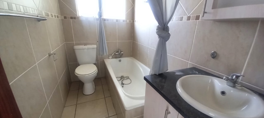 2 Bedroom Property for Sale in Denlee Gauteng