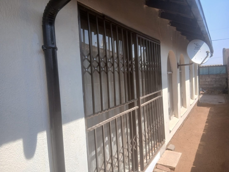 3 Bedroom Property for Sale in Mohlakeng Gauteng