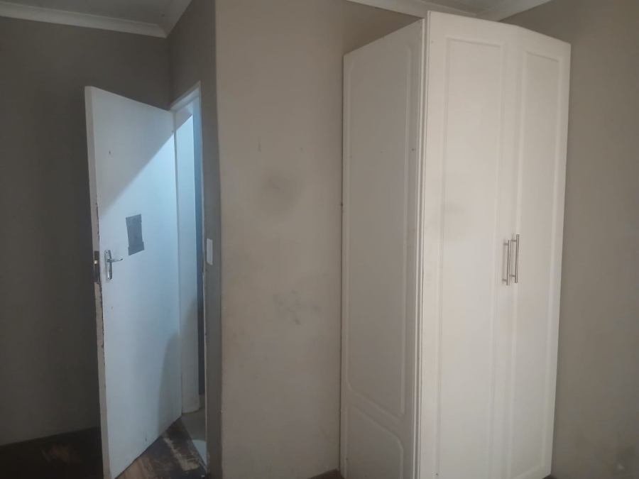 3 Bedroom Property for Sale in Mohlakeng Gauteng