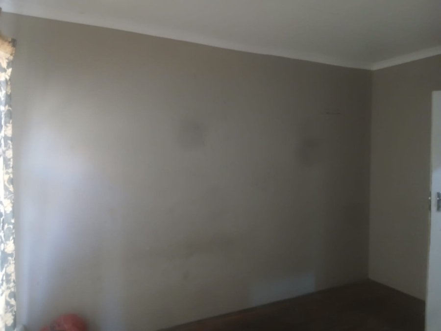 3 Bedroom Property for Sale in Mohlakeng Gauteng