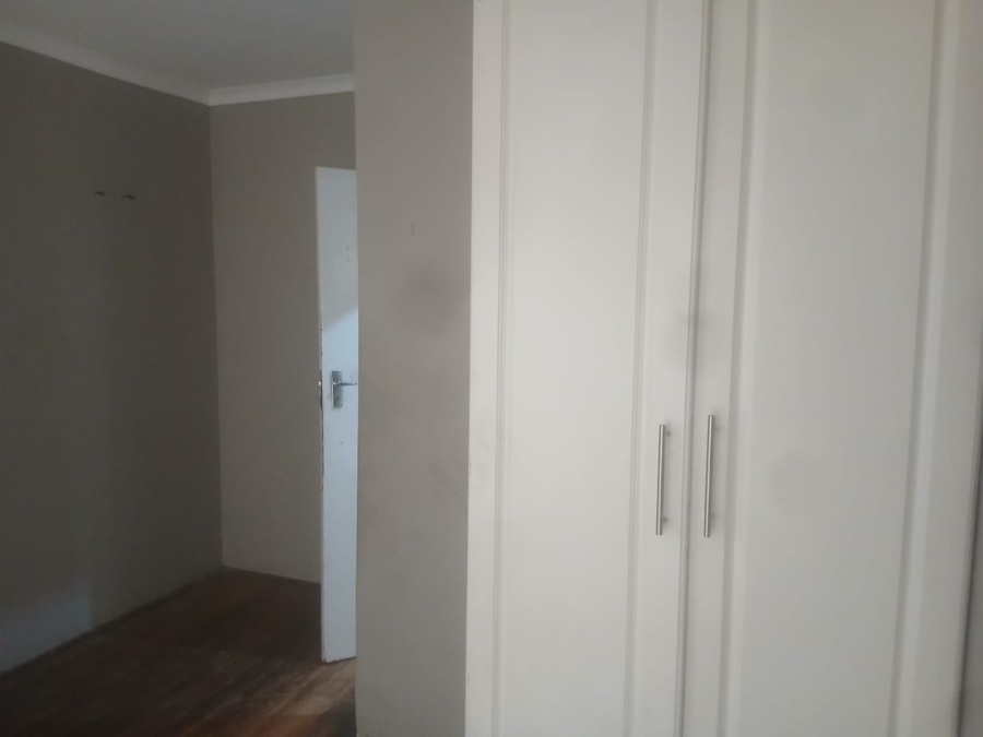 3 Bedroom Property for Sale in Mohlakeng Gauteng