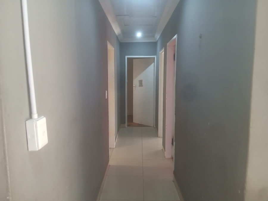 3 Bedroom Property for Sale in Mohlakeng Gauteng