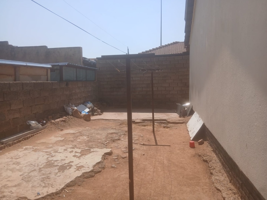 3 Bedroom Property for Sale in Mohlakeng Gauteng