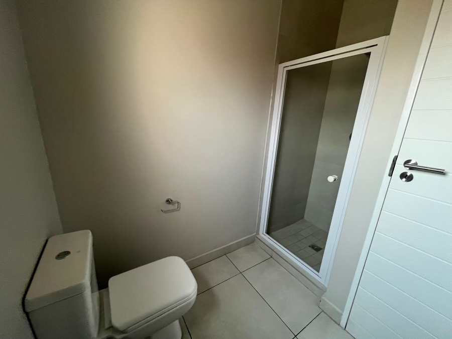 To Let 2 Bedroom Property for Rent in Noordwyk Gauteng