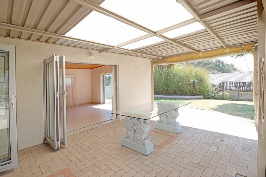 To Let 4 Bedroom Property for Rent in Glenhazel Gauteng