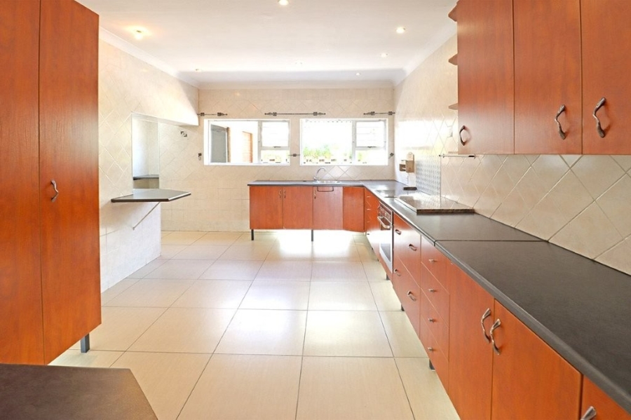 To Let 4 Bedroom Property for Rent in Glenhazel Gauteng