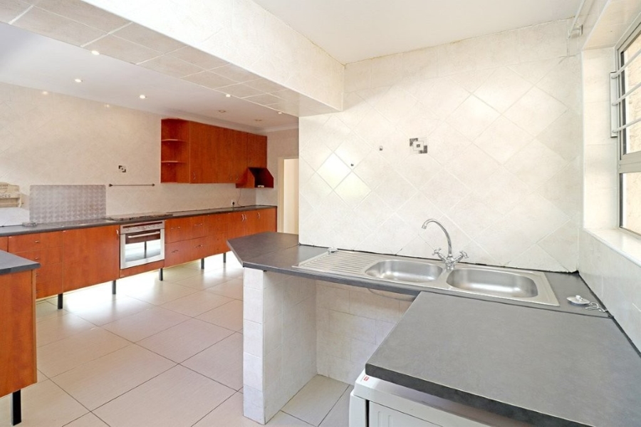 To Let 4 Bedroom Property for Rent in Glenhazel Gauteng