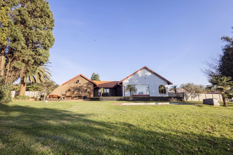 3 Bedroom Property for Sale in Tarlton Gauteng