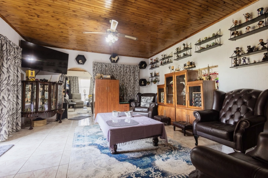 3 Bedroom Property for Sale in Tarlton Gauteng