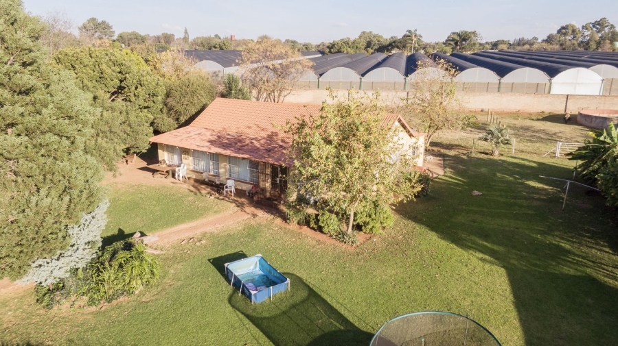 3 Bedroom Property for Sale in Tarlton Gauteng