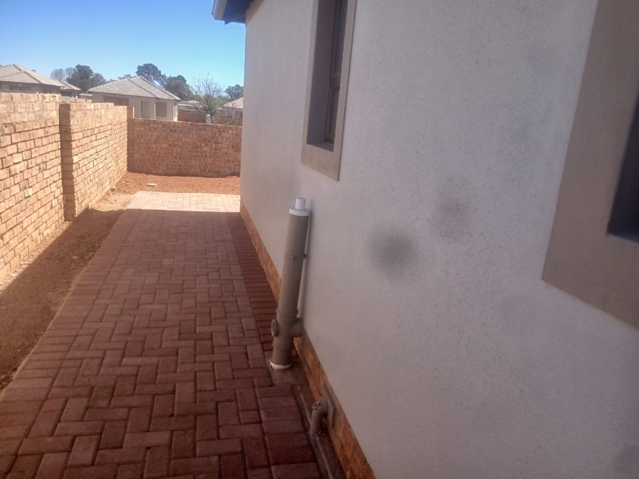 2 Bedroom Property for Sale in Westonaria Gauteng