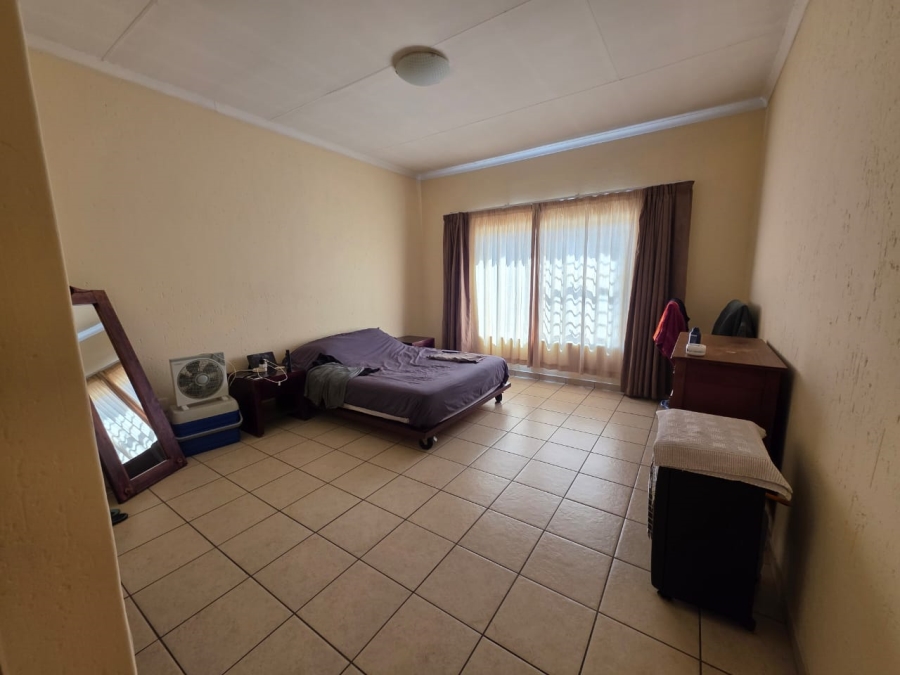 To Let 2 Bedroom Property for Rent in Ravenswood Gauteng