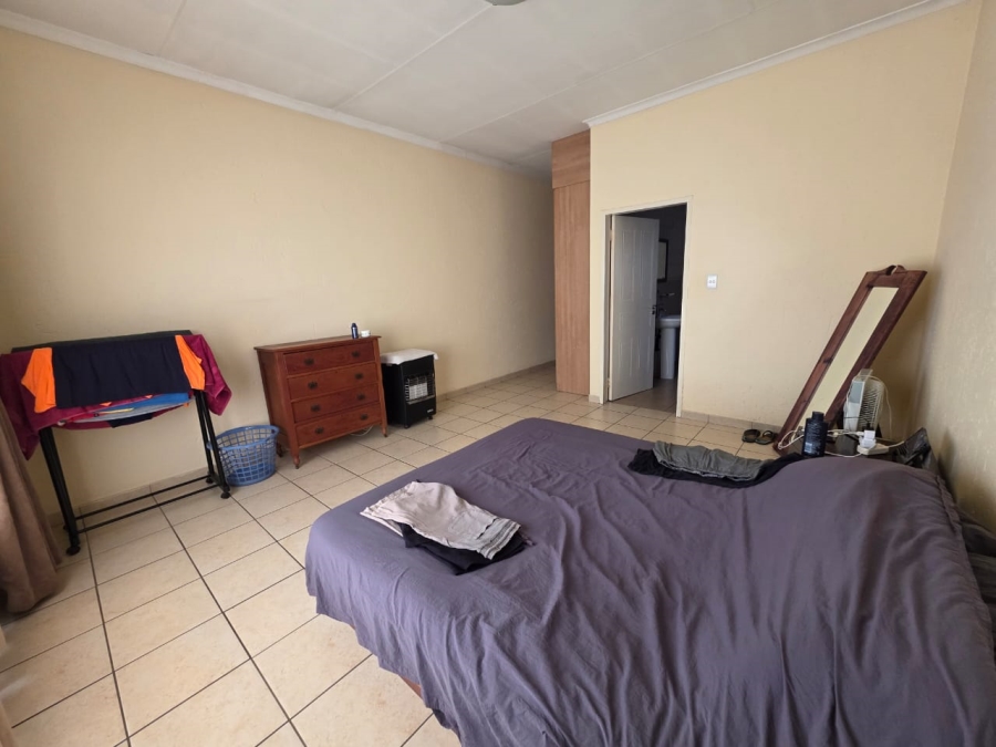 To Let 2 Bedroom Property for Rent in Ravenswood Gauteng