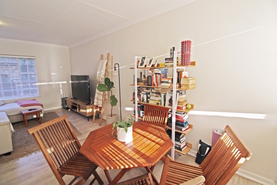 To Let 2 Bedroom Property for Rent in Bryanston Gauteng