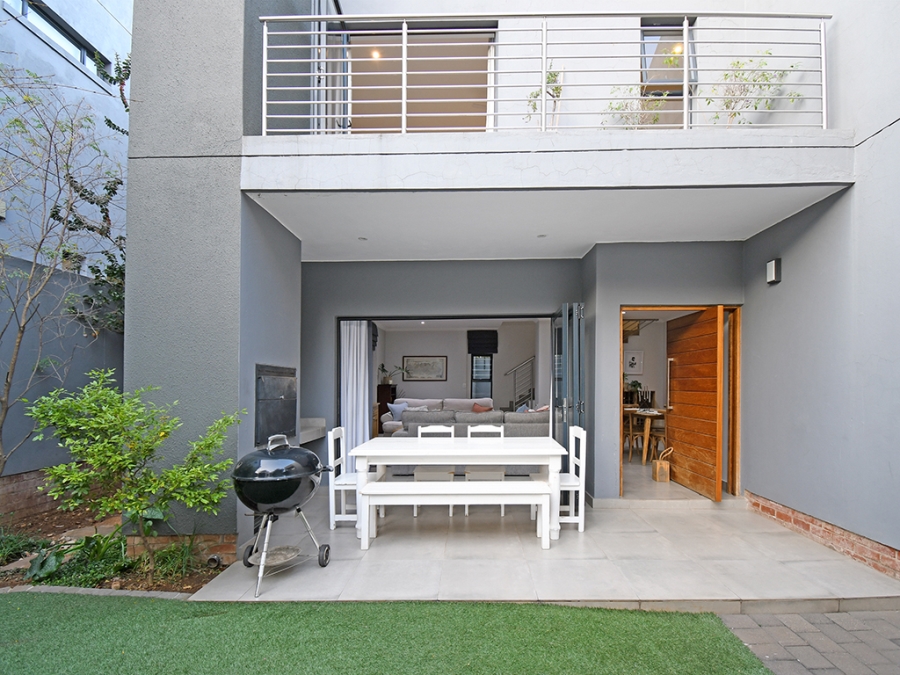 4 Bedroom Property for Sale in Bryanston Gauteng