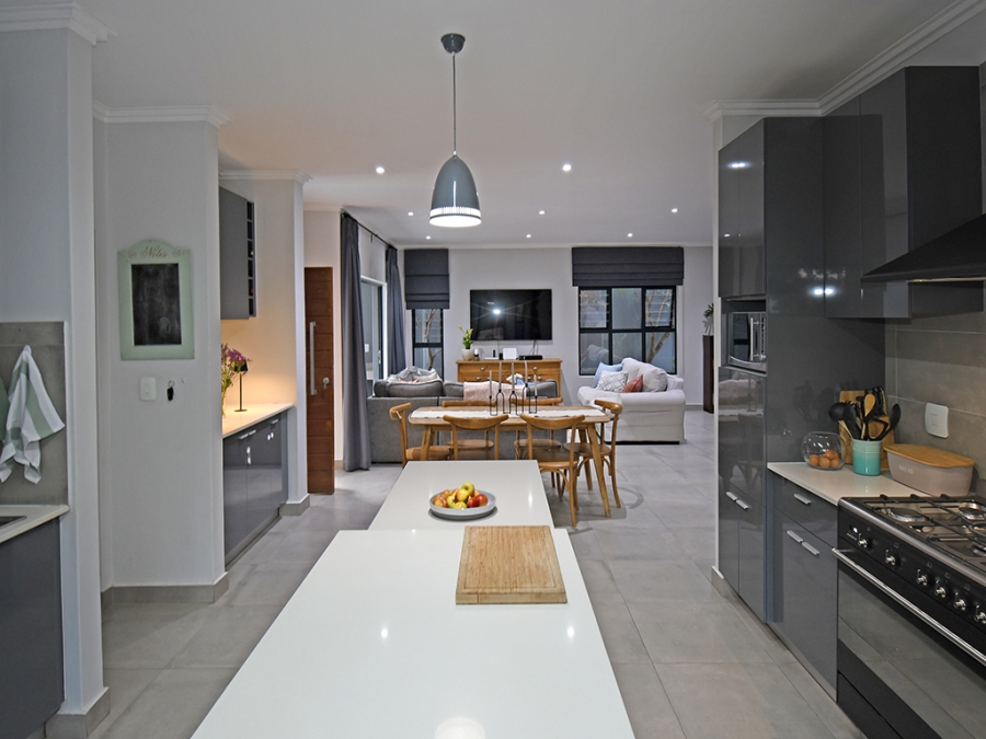 4 Bedroom Property for Sale in Bryanston Gauteng
