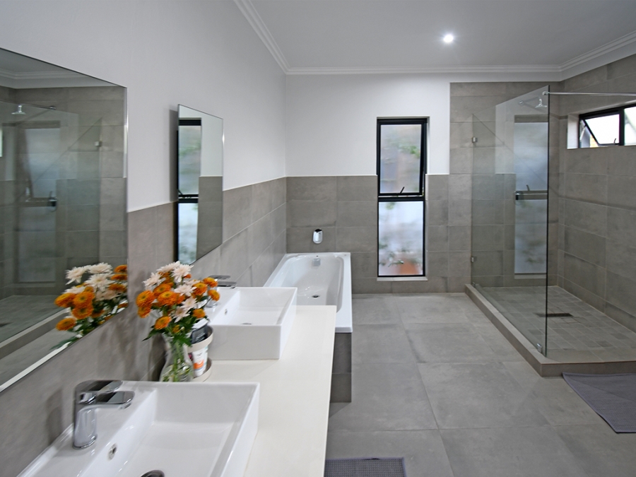 4 Bedroom Property for Sale in Bryanston Gauteng
