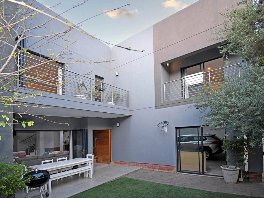 4 Bedroom Property for Sale in Bryanston Gauteng