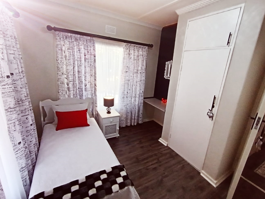 3 Bedroom Property for Sale in South Crest Gauteng