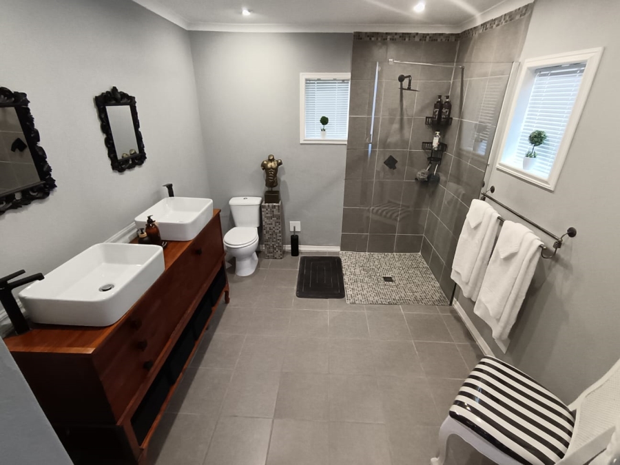 3 Bedroom Property for Sale in South Crest Gauteng