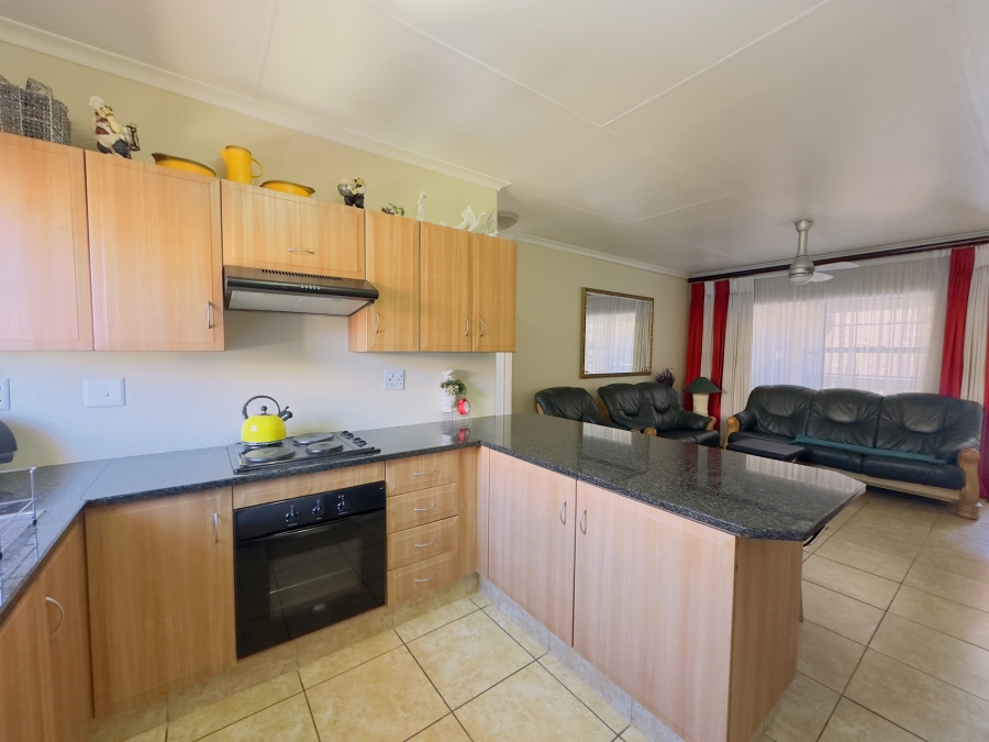 2 Bedroom Property for Sale in Albemarle Gauteng