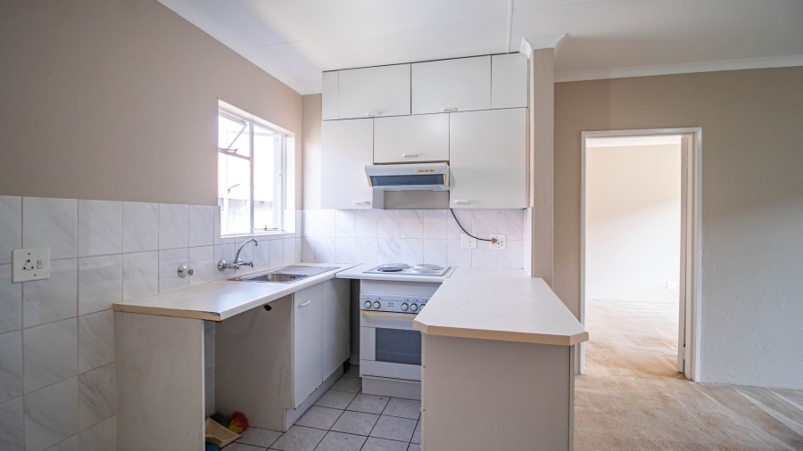 1 Bedroom Property for Sale in Linmeyer Gauteng