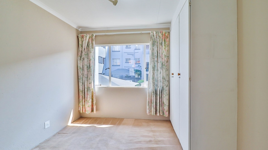 1 Bedroom Property for Sale in Linmeyer Gauteng