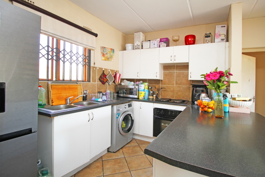 1 Bedroom Property for Sale in Northwold Gauteng