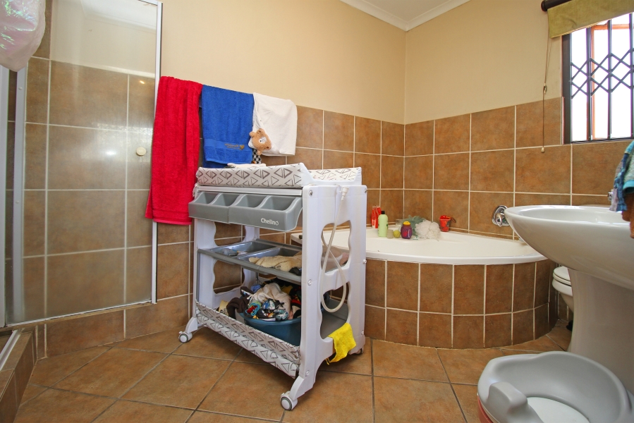 1 Bedroom Property for Sale in Northwold Gauteng