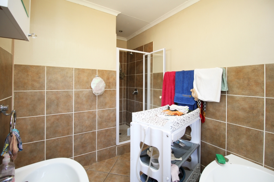 1 Bedroom Property for Sale in Northwold Gauteng