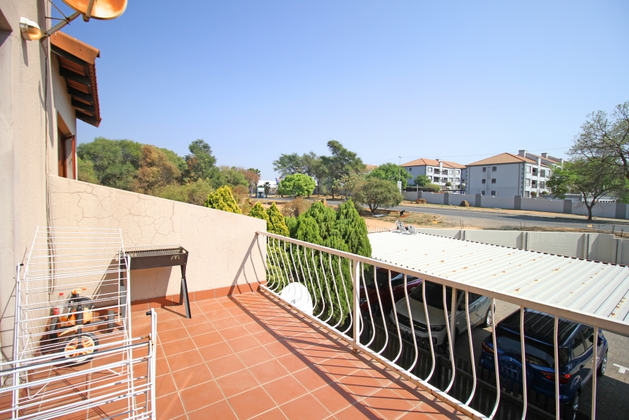 1 Bedroom Property for Sale in Northwold Gauteng