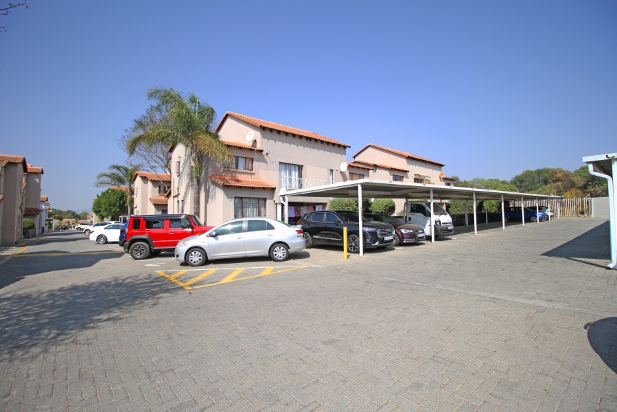 1 Bedroom Property for Sale in Northwold Gauteng