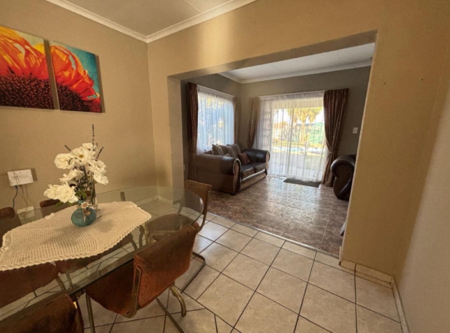 4 Bedroom Property for Sale in Mayberry Park Gauteng