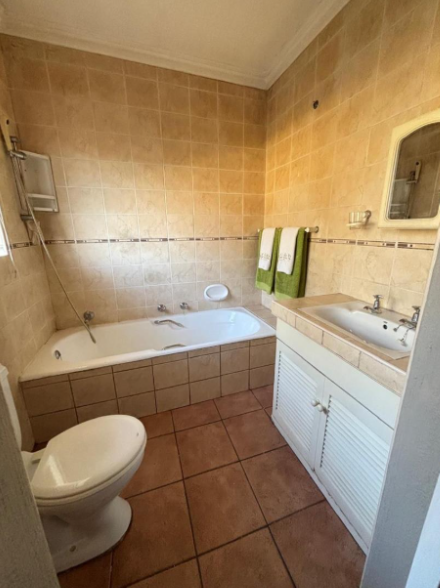 4 Bedroom Property for Sale in Mayberry Park Gauteng