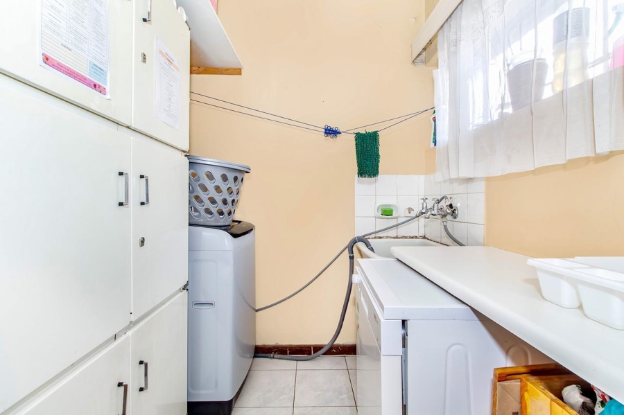 4 Bedroom Property for Sale in Kilner Park Gauteng