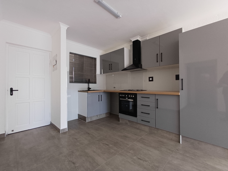 2 Bedroom Property for Sale in Marais Steyn Park Gauteng