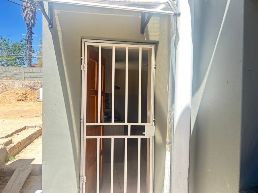 To Let 1 Bedroom Property for Rent in Albertville Gauteng