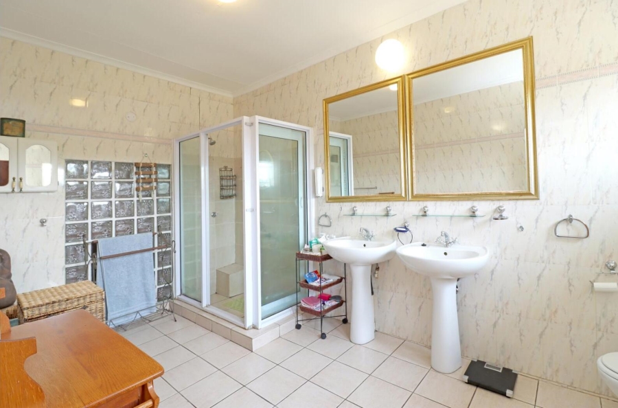 2 Bedroom Property for Sale in Sun Valley Gauteng