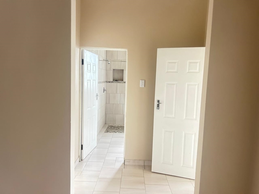 To Let 2 Bedroom Property for Rent in Albertville Gauteng