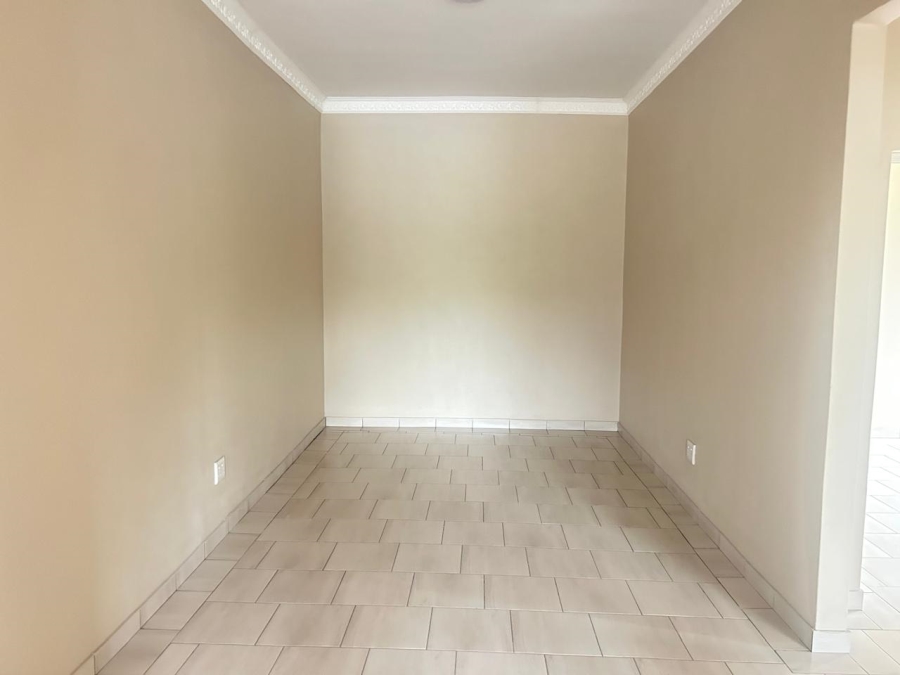 To Let 2 Bedroom Property for Rent in Albertville Gauteng