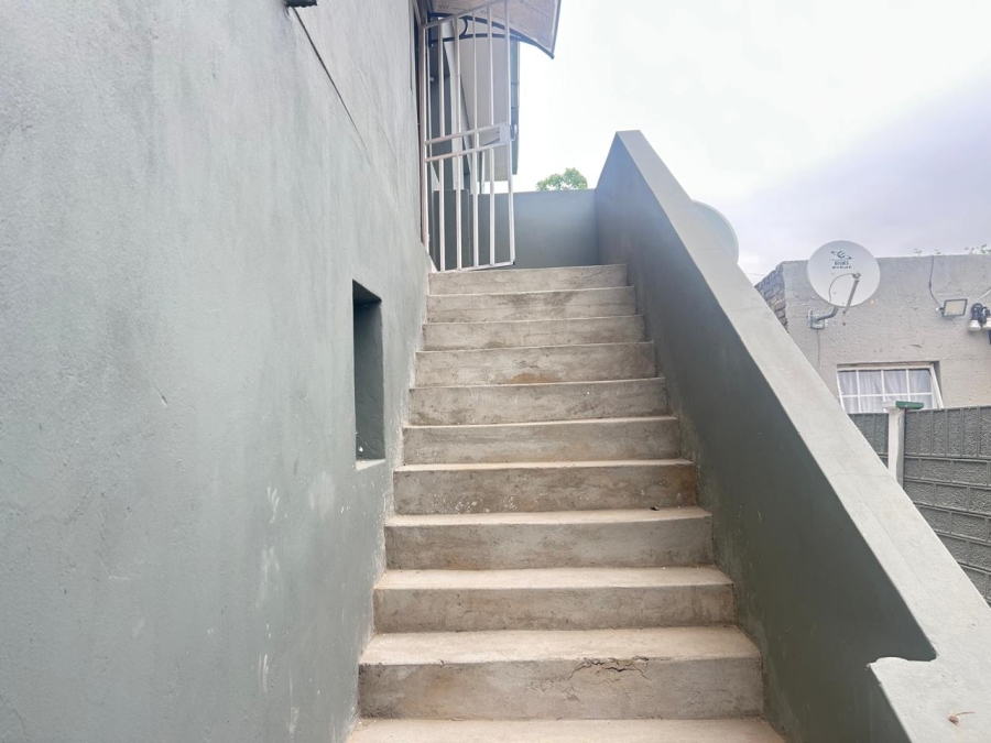 To Let 2 Bedroom Property for Rent in Albertville Gauteng