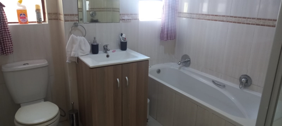 To Let 3 Bedroom Property for Rent in Ferndale Gauteng