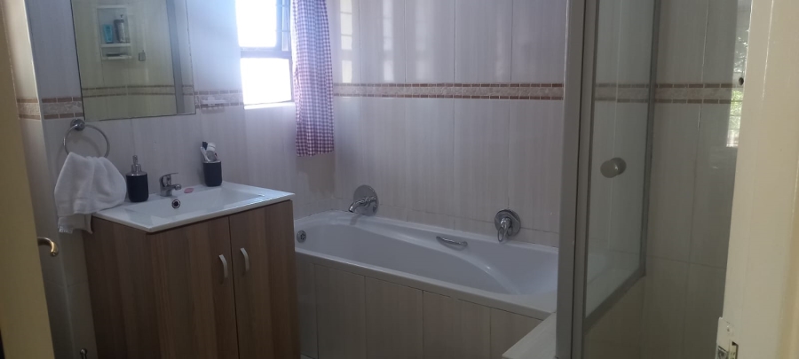 To Let 3 Bedroom Property for Rent in Ferndale Gauteng