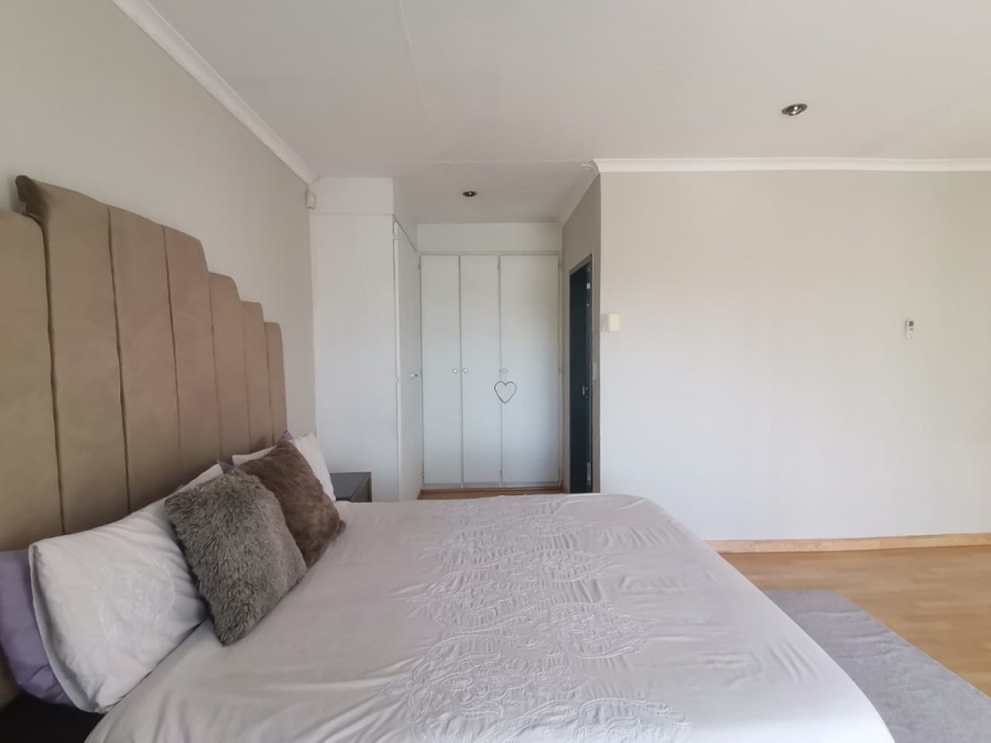 3 Bedroom Property for Sale in Brackenhurst Gauteng