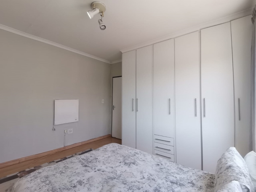 3 Bedroom Property for Sale in Brackenhurst Gauteng