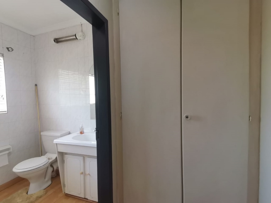 3 Bedroom Property for Sale in Brackenhurst Gauteng