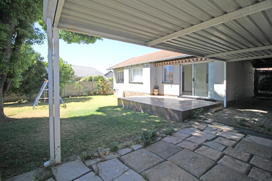 3 Bedroom Property for Sale in Northwold Gauteng